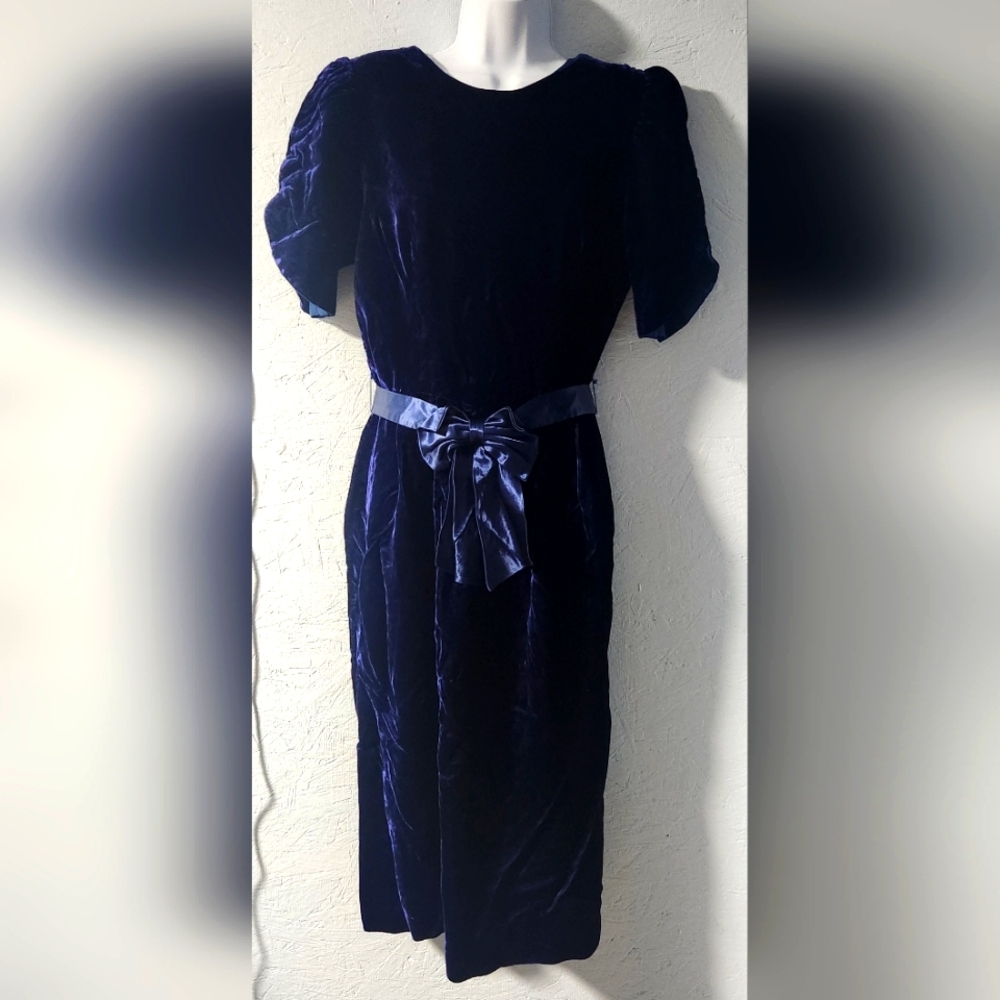 Vintage 1980s Lanz Purple Velvet Dress - Women's Medium
